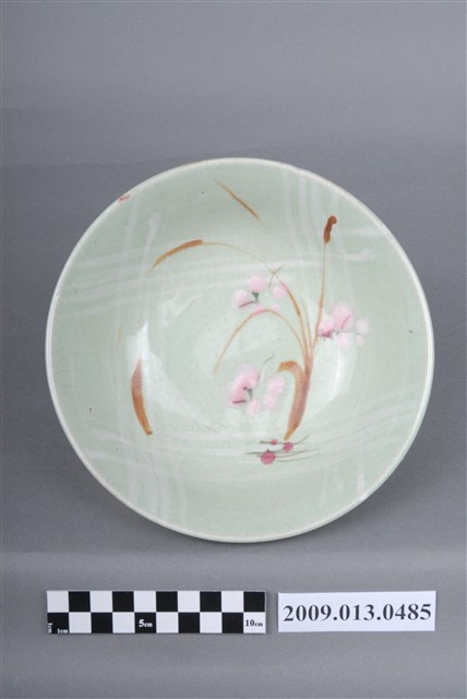 彩繪花卉紋碗 (共8張)