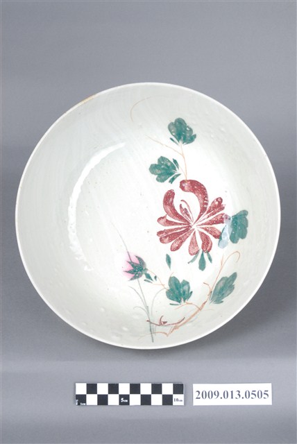 淡綠釉印花菊花紋碗 (共7張)