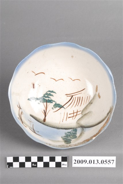 彩繪湖景紋菱花口碗 (共7張)