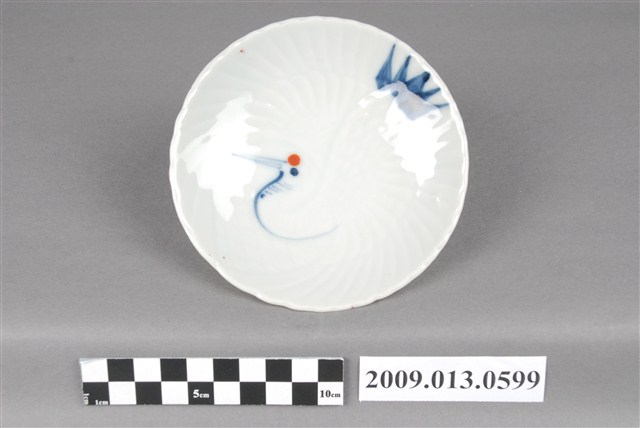 淺浮雕釉下彩繪團鶴紋小碟 (共4張)