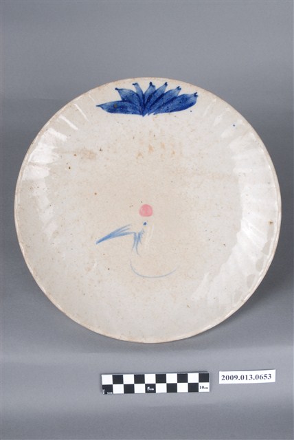 淺浮雕釉下彩繪團鶴紋盤 (共4張)