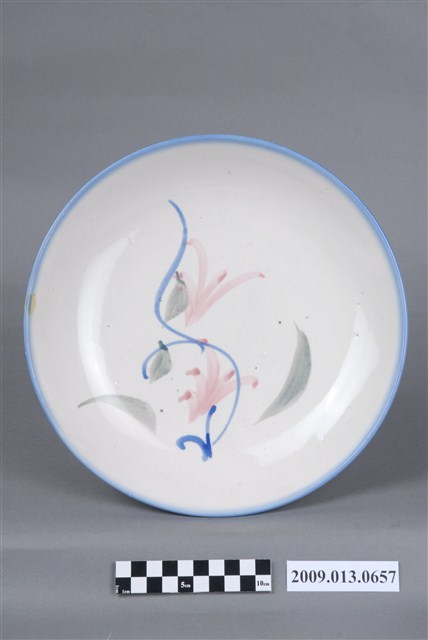 釉下多彩花卉紋盤 (共4張)
