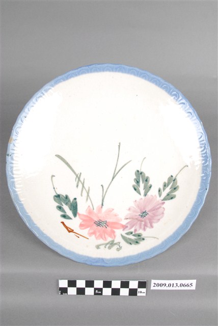 釉下多彩花卉紋盤 (共4張)