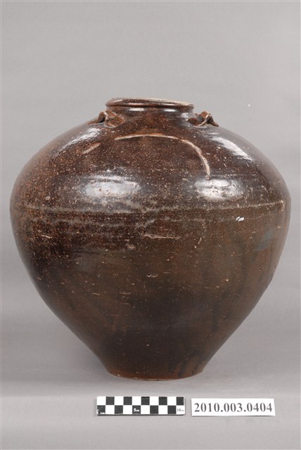 黑褐釉四繫大陶罐 (共5張)