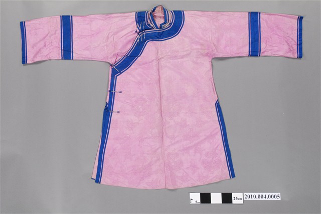 粉紅絲質緹花大襟女衫 (共10張)