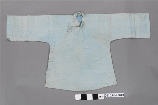 淺綠絲質緹花大襟女衫 (共8張)