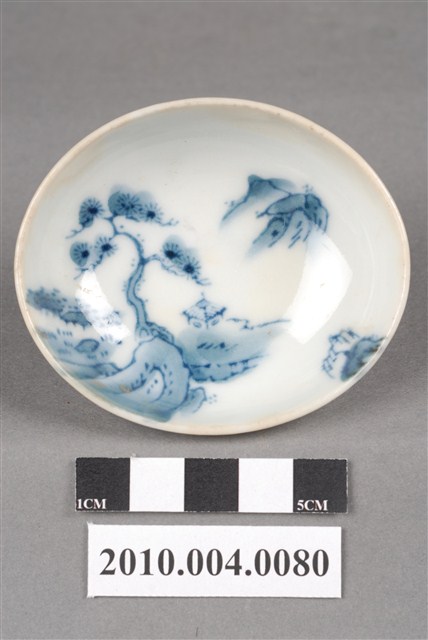 彩繪青花山水瓷杯 (共4張)