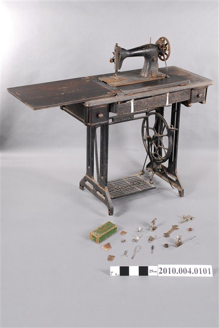 【真作】掛軸　芳舟銘　四字書　逸品　M190 Amazon.co.jp: Zebra Pen F-701 ノック式ボールペン 4本パック +