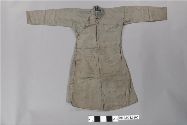 淺綠絲質緹花大襟男長袍 (共6張)