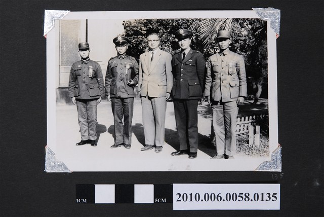 臺灣省立師範大學校長杜元載與金馬將士合照 (共4張)