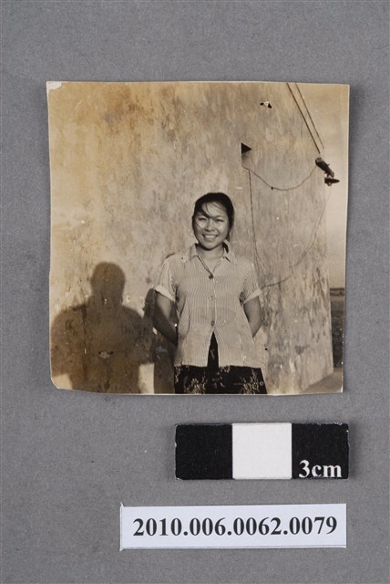 石女獨照 (共4張)