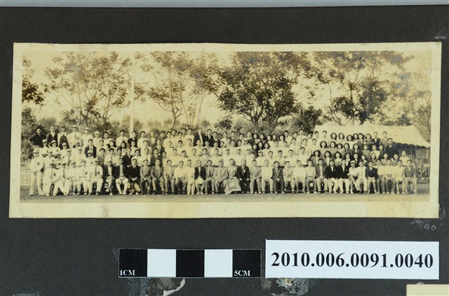 眾人合照 (共2張)