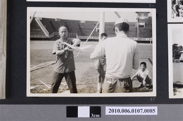 1970.11.7臺北市第一屆國民中小學航空模型競賽大會比賽剪影 (共2張)