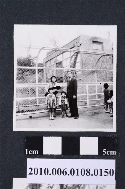 1961.11.25遊動物園1 (共1張)