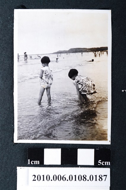 1962.8.26遊淡水海水浴場3 (共1張)