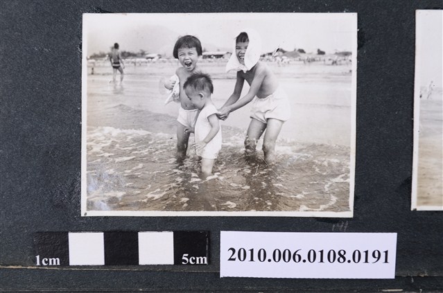 1962.8.26遊淡水海水浴場7 (共1張)