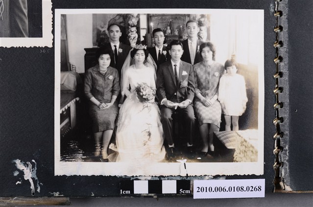 1962.11.16吳萬福婚禮紀念合照 (共1張)