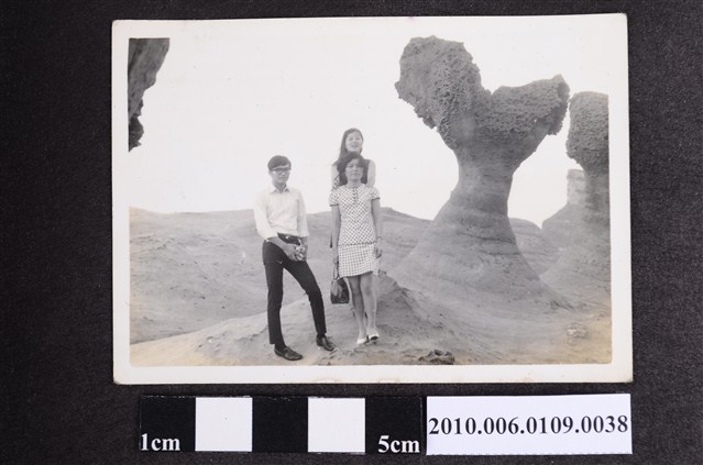 三人於野柳合照 (共1張)