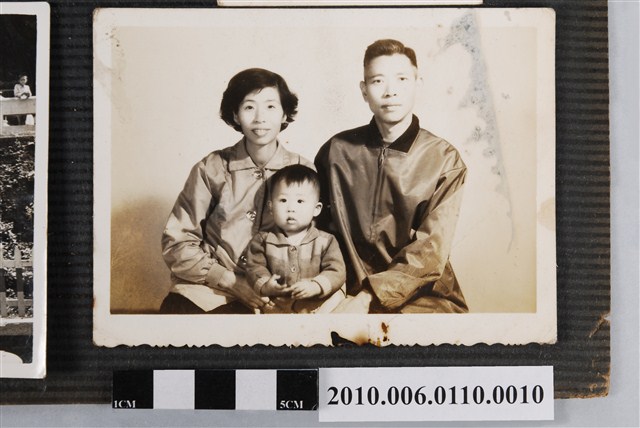 三人合照 (共1張)