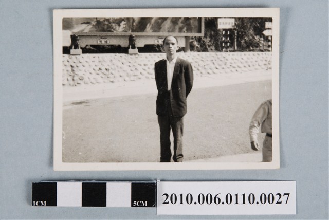 曹恕石門水庫獨照 (共2張)