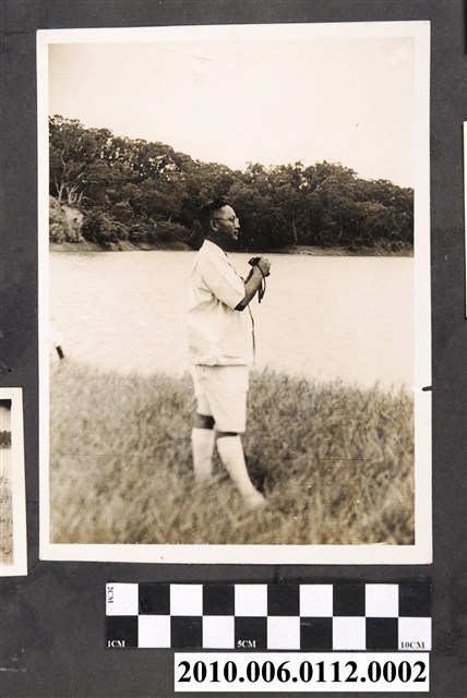 男子獨照 (共1張)