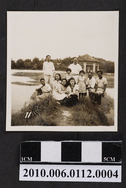 10人合影 (共1張)