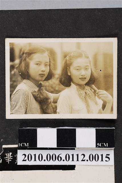 2名女子合影 (共1張)