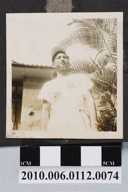 男子獨照 (共1張)