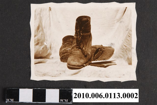 布靴照片 (共1張)