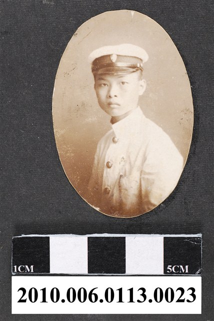 臺南長老教中學校男學生個人照 (共1張)