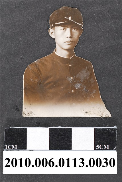 臺南長老教中學校男學生個人照 (共1張)