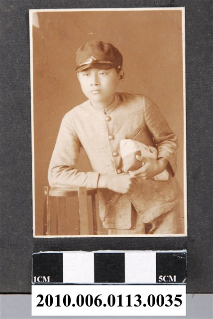 臺南長老教中學校男學生個人照 (共1張)