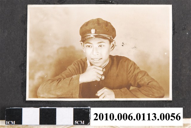 臺南長老教中學校男學生個人照 (共1張)