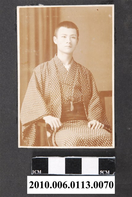 臺南長老教中學校男學生個人照 (共1張)