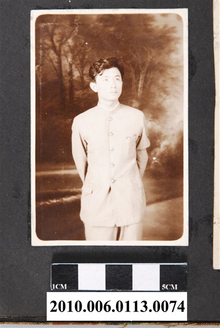 臺南長老教中學校男學生個人照 (共1張)