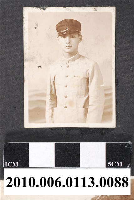 臺南長老教中學校男學生個人照 (共1張)