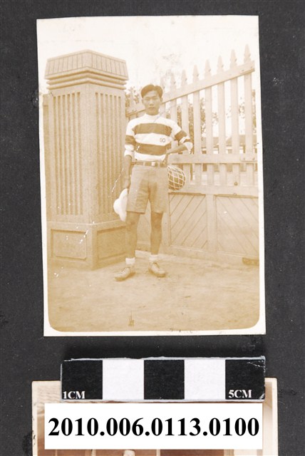 臺南長老教中學校男學生個人照 (共1張)