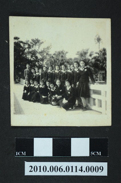 師生合照 (共1張)