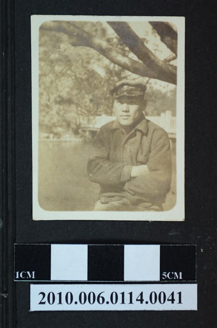 男子獨照 (共1張)