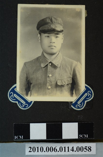 男子獨照 (共1張)