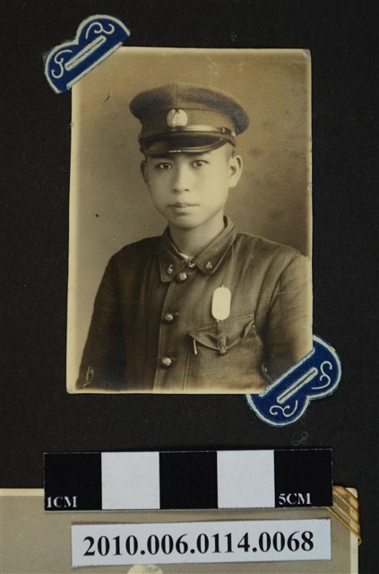 男子獨照 (共1張)