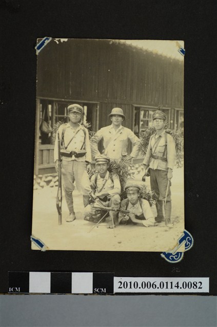 5人合照 (共1張)