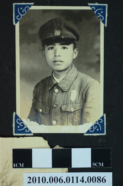 男子獨照 (共1張)