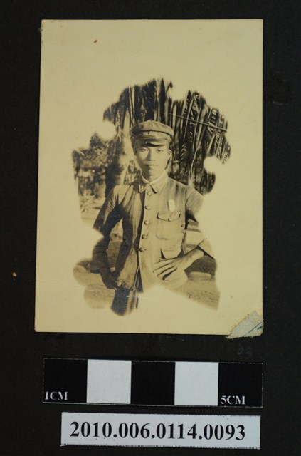 男子獨照 (共1張)