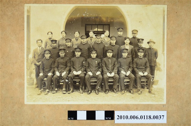 團體合照 (共1張)