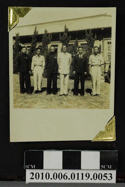 六人合照 (共1張)