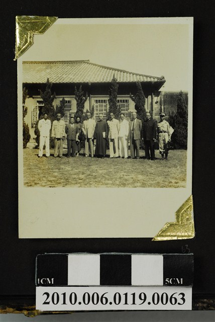 趙琛等人合照 (共3張)