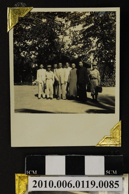 趙琛等人合照 (共3張)