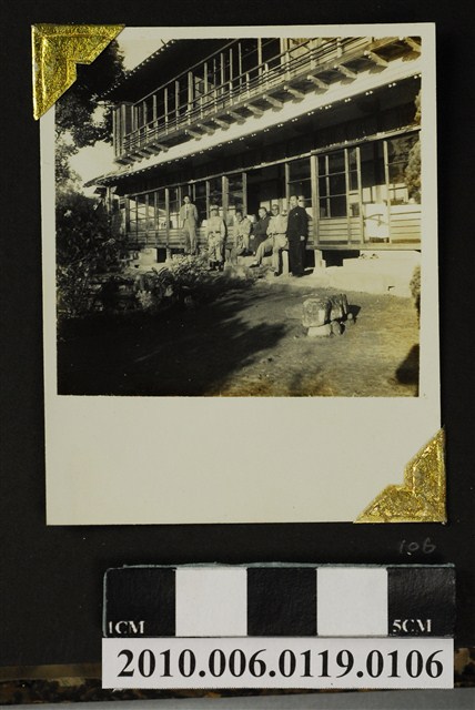 趙琛等六人合照 (共3張)