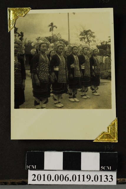 原住民女子合照 (共3張)